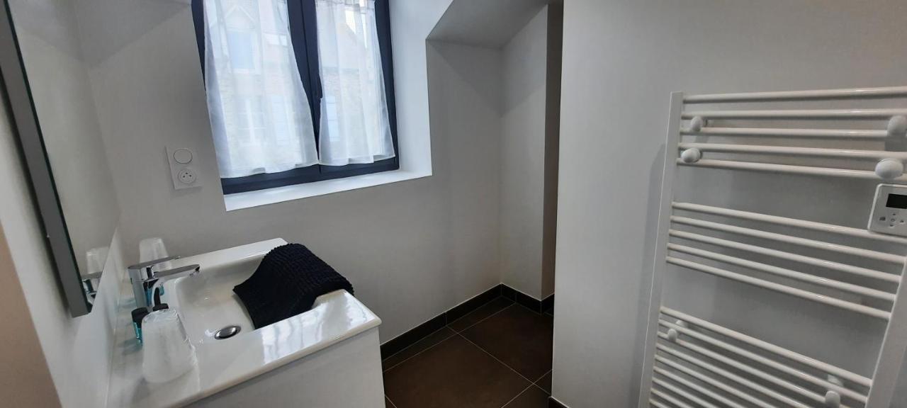 Les Appartements De La B Saint-Benoit-des-Ondes Ngoại thất bức ảnh